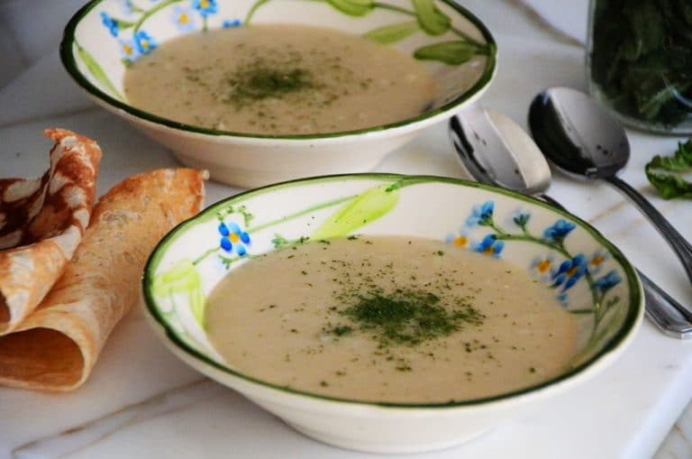 Kishk Soup with green herbs